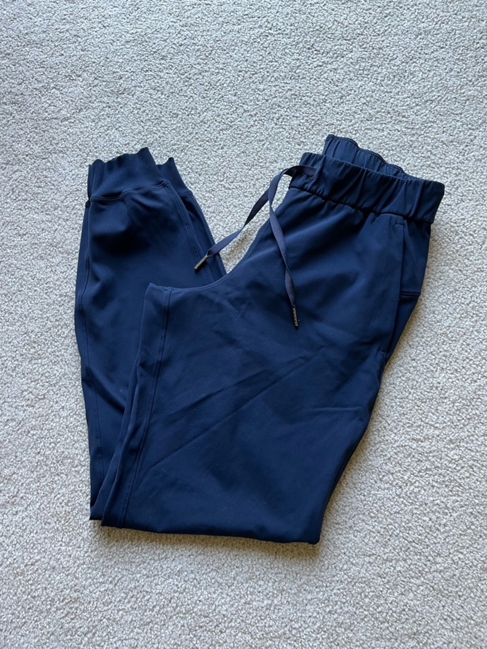 Lululemon On the Fly Joggers Luxtreme Navy Blue Size 4